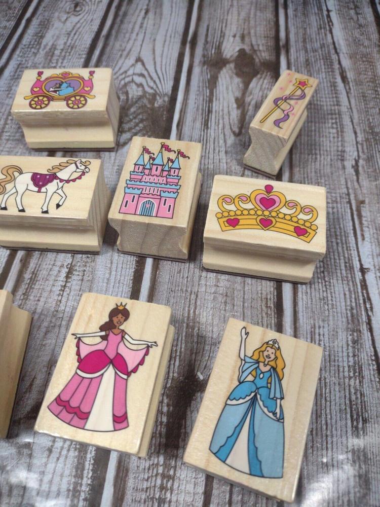 Lot of 8 Princesses Rubber & Wood Stamps Very Lightly Used EUC - Picture 3 of 9
